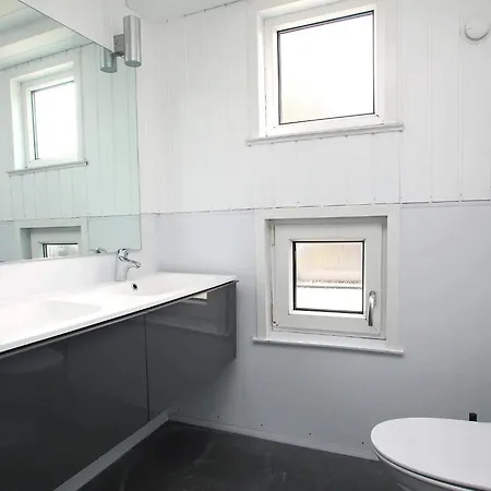 בית נופש 5 Star In Hjorring Lønstrup